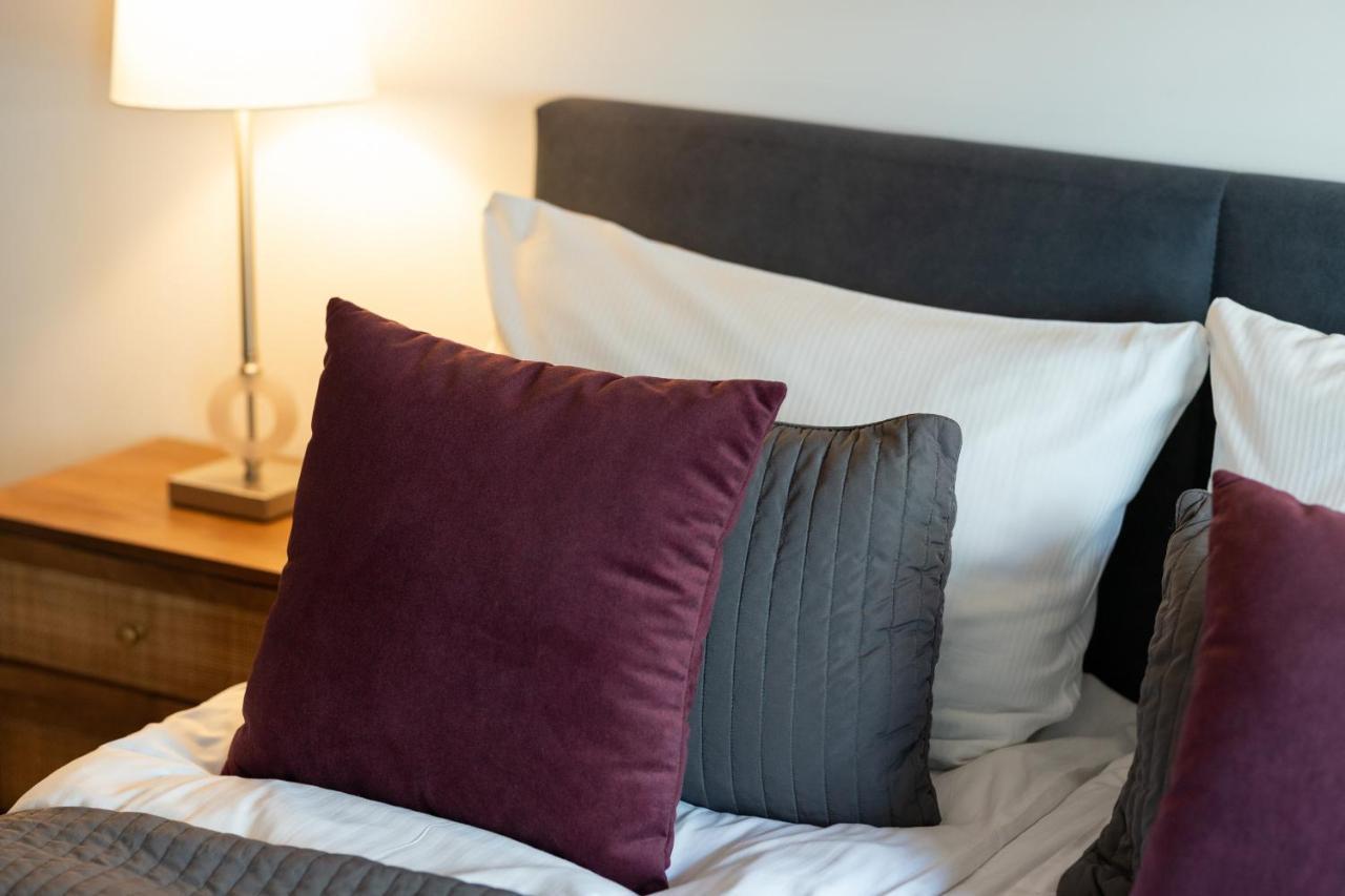 Plac Unii Apartment Gdynia City Centre By Noclegi Renters Bagian luar foto