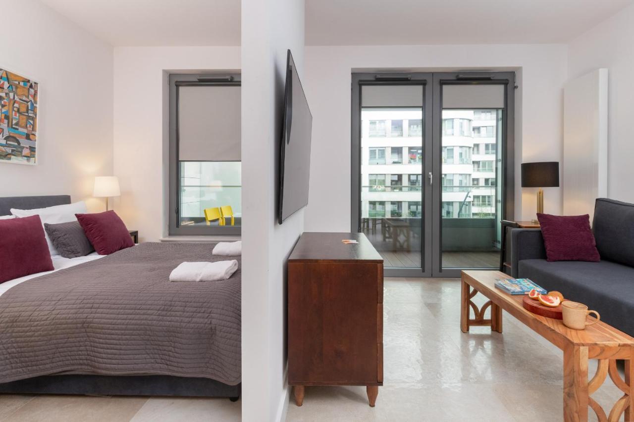 Plac Unii Apartment Gdynia City Centre By Noclegi Renters Bagian luar foto
